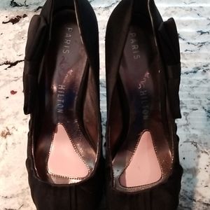 Parris Hilton black heels